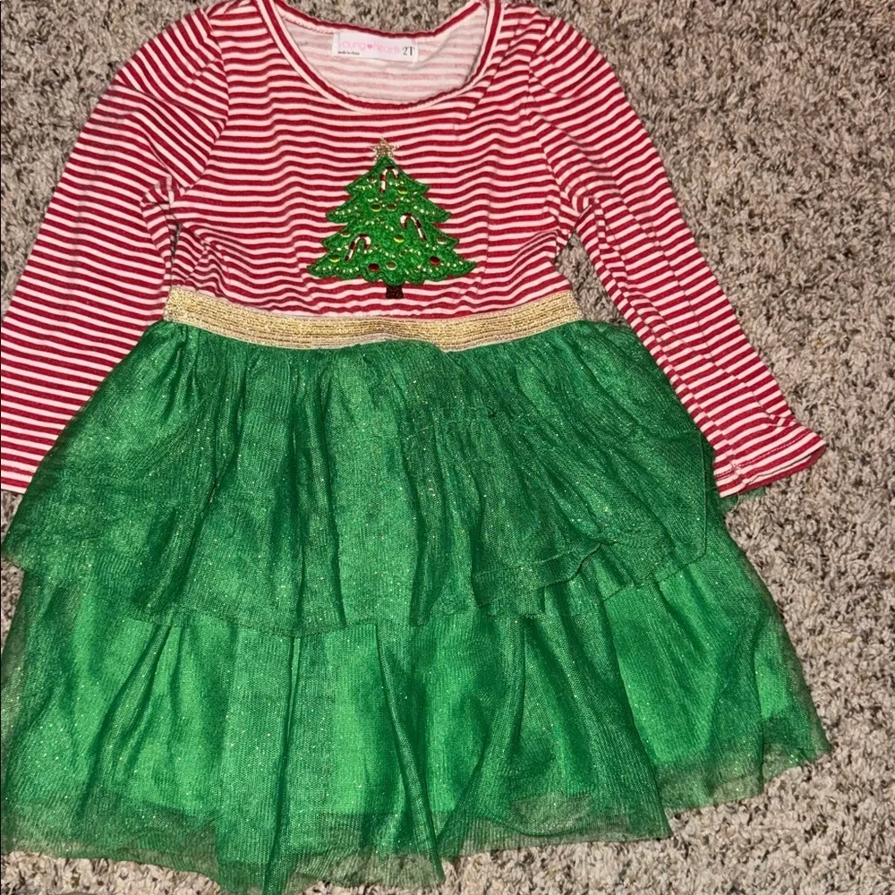 Holiday clothes- 5 pieces 2T/24 mo